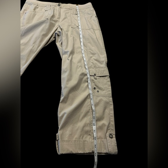 Chico’s Light Khaki Cargo Pants with a stretch waist - Picture 7 of 10